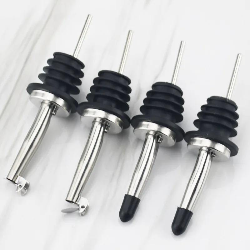 Đồng Hồ Nam Dây Thép Không Gỉ  - đánh giá và giá Bitters Bottle Set